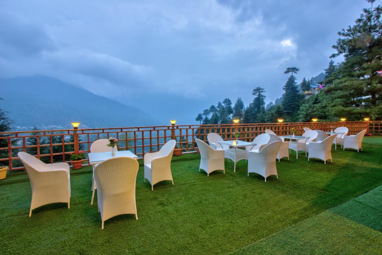 The Holiday Villa Resorts & Spa Маналі Екстер'єр фото